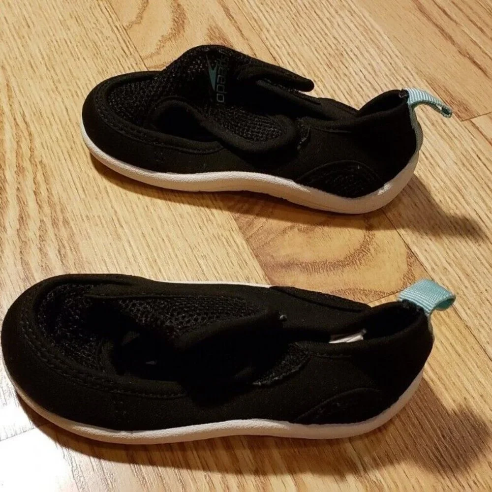 Speedo Baby/Toddler Water Swim Shoes Size: 5/6 Black Unisex
